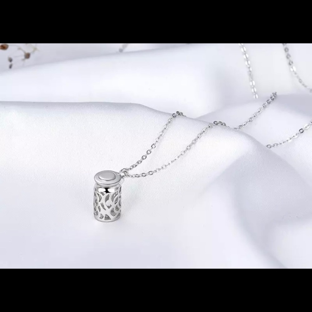 .925 Sterling silver Wishing bottle pendant
